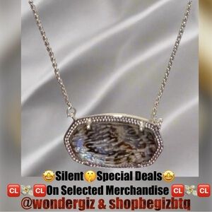 LOWEST PRICE AUTHENTIC KENDRA SCOTT 🆑 Final Sale-No Offers-No Shipping Discount